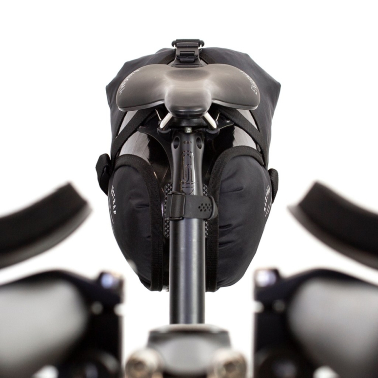 Torba podsiodłowa RESTRAP - Race Saddle Bag - 7L Torba podsiodłowa RESTRAP - Race Saddle Bag - 7L