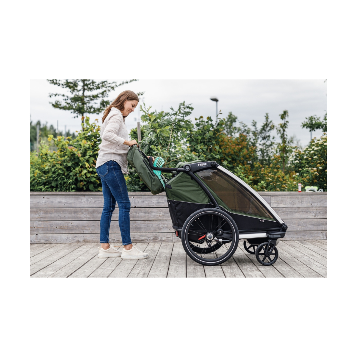 Przyczepka THULE Chariot Cab 2 - Cypres Green Przyczepka THULE Chariot Cab 2 - Cypres Green