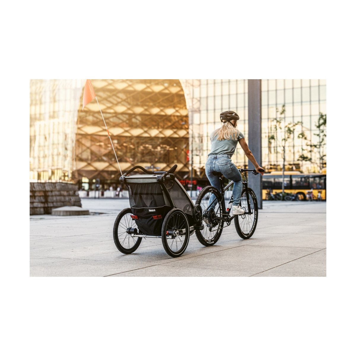 Przyczepka Thule Chariot Lite 1 - Agave Przyczepka Thule Chariot Lite 1 - Agave