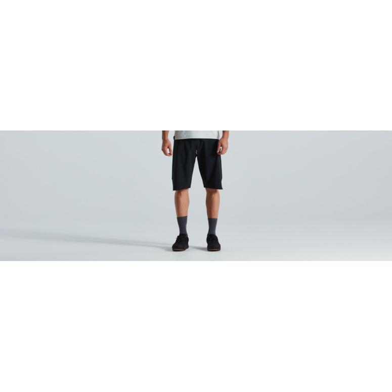 Spodenki SPECIALIZED TRAIL AIR SHORT - black Spodenki SPECIALIZED TRAIL AIR SHORT - black