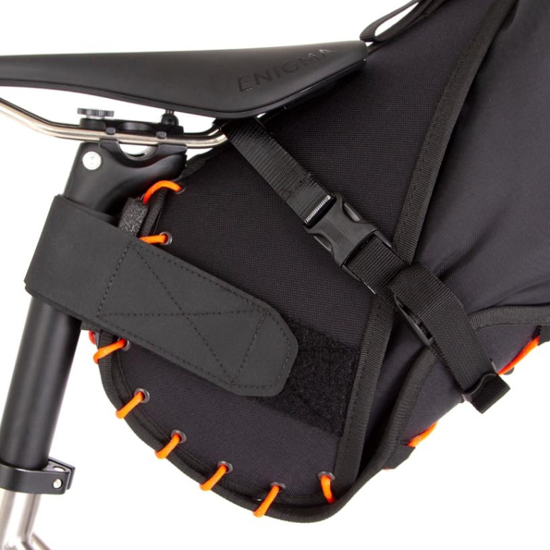Torba podsiodłowa RESTRAP - Saddle Bag-14L-pom Torba podsiodłowa RESTRAP - Saddle Bag-14L-pom