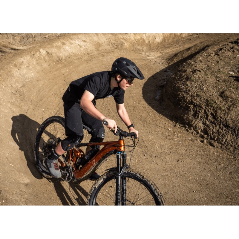 Kask rowerowy LAZER Lupo KinetiCore