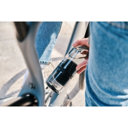 Bidon FIDLOCK Twist 700 Life + baza Bike Bidon FIDLOCK Twist 700 Life + baza Bike