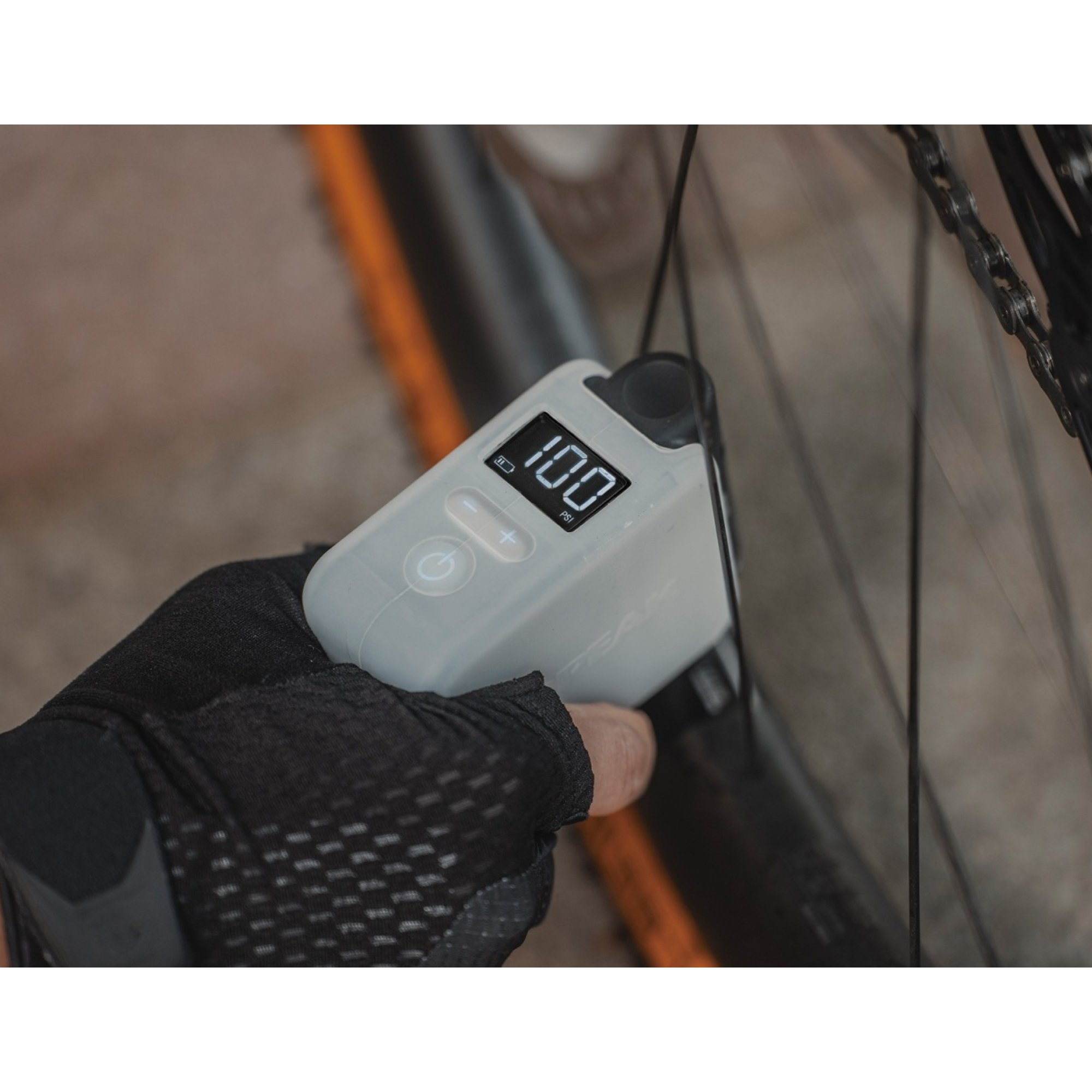 Pompka rowerowa TOPEAK E-Booster Digital