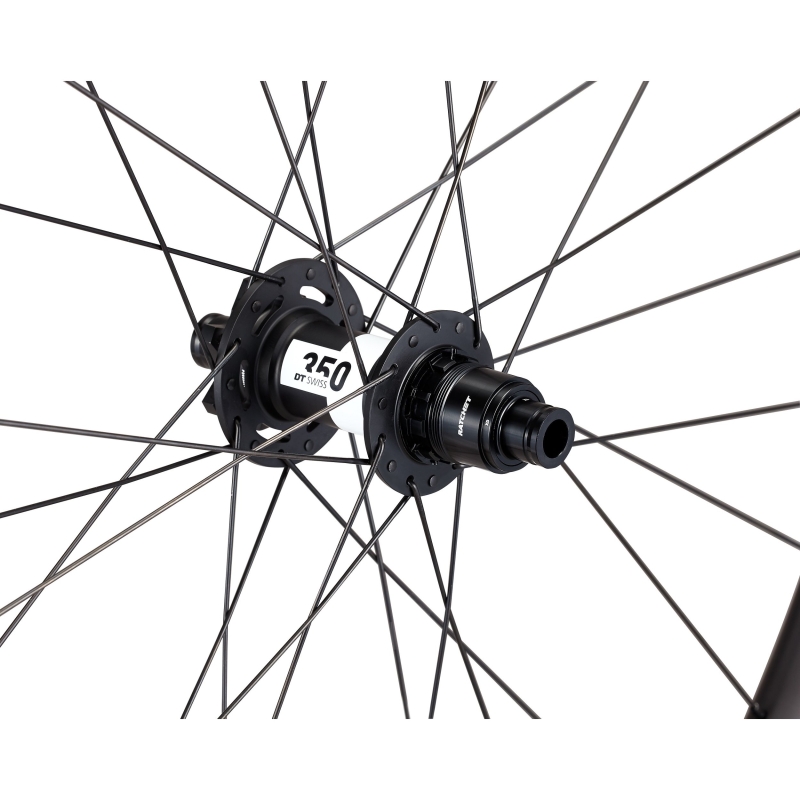 Koła rowerowe ROVAL Traverse Alloy 350 6B 32H