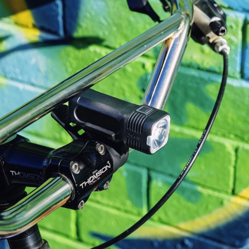 Oświetlenie rowerowe zestaw KNOG Blinder Pro 400 + Plus Twinpack