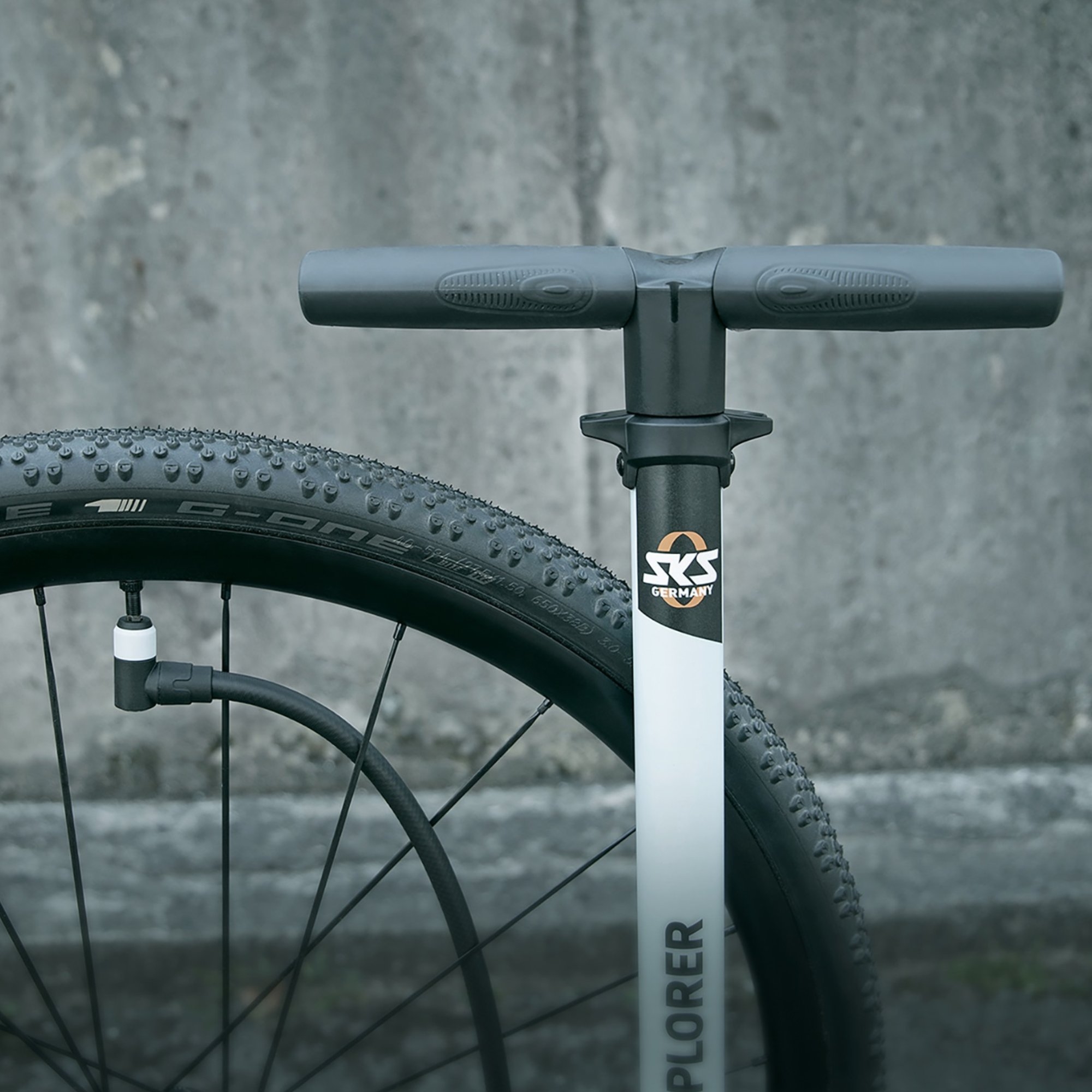 Pompka rowerowa podłogowa SKS Air-X-Plorer Clik Valve 10.0