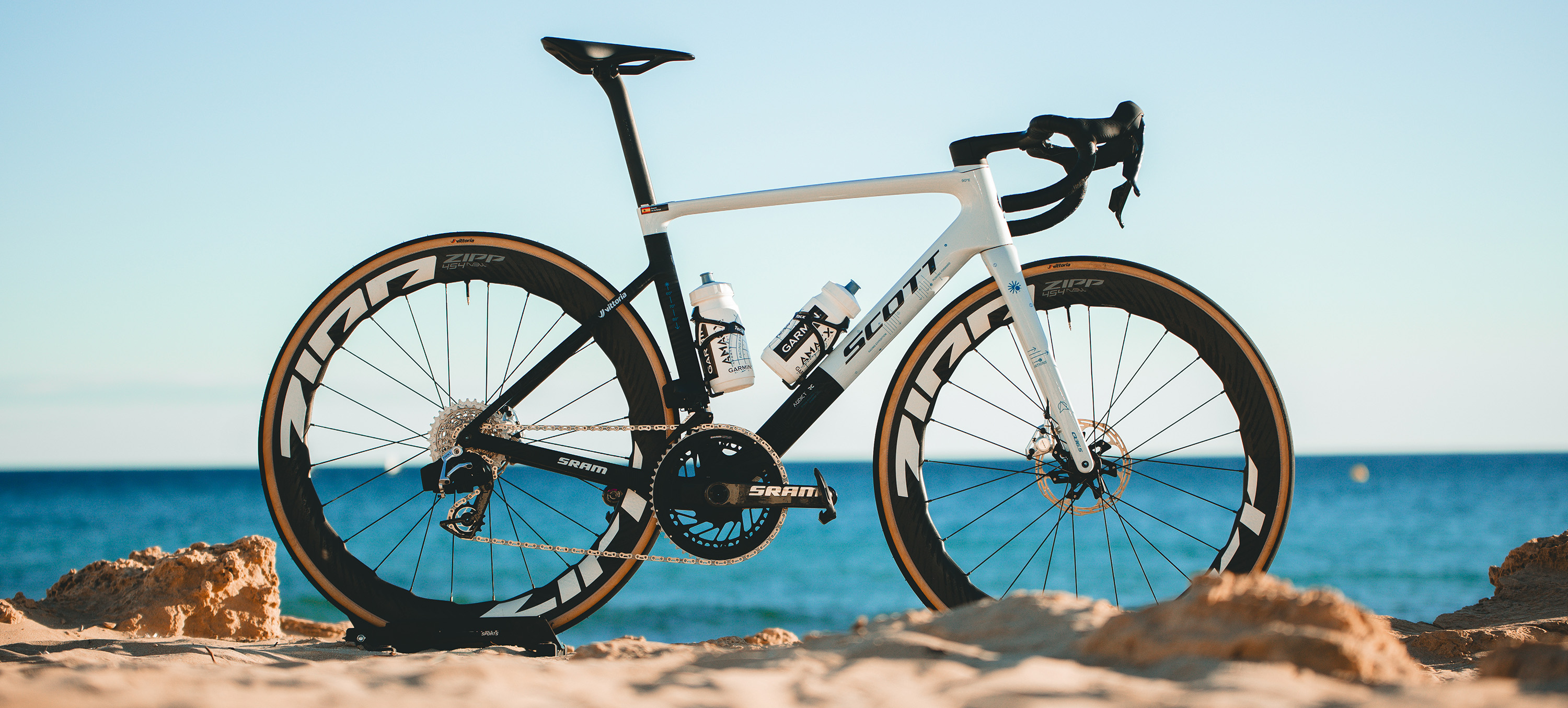 Nowy Addict RC dla drużyny Q36.5 Pro Cycling Team