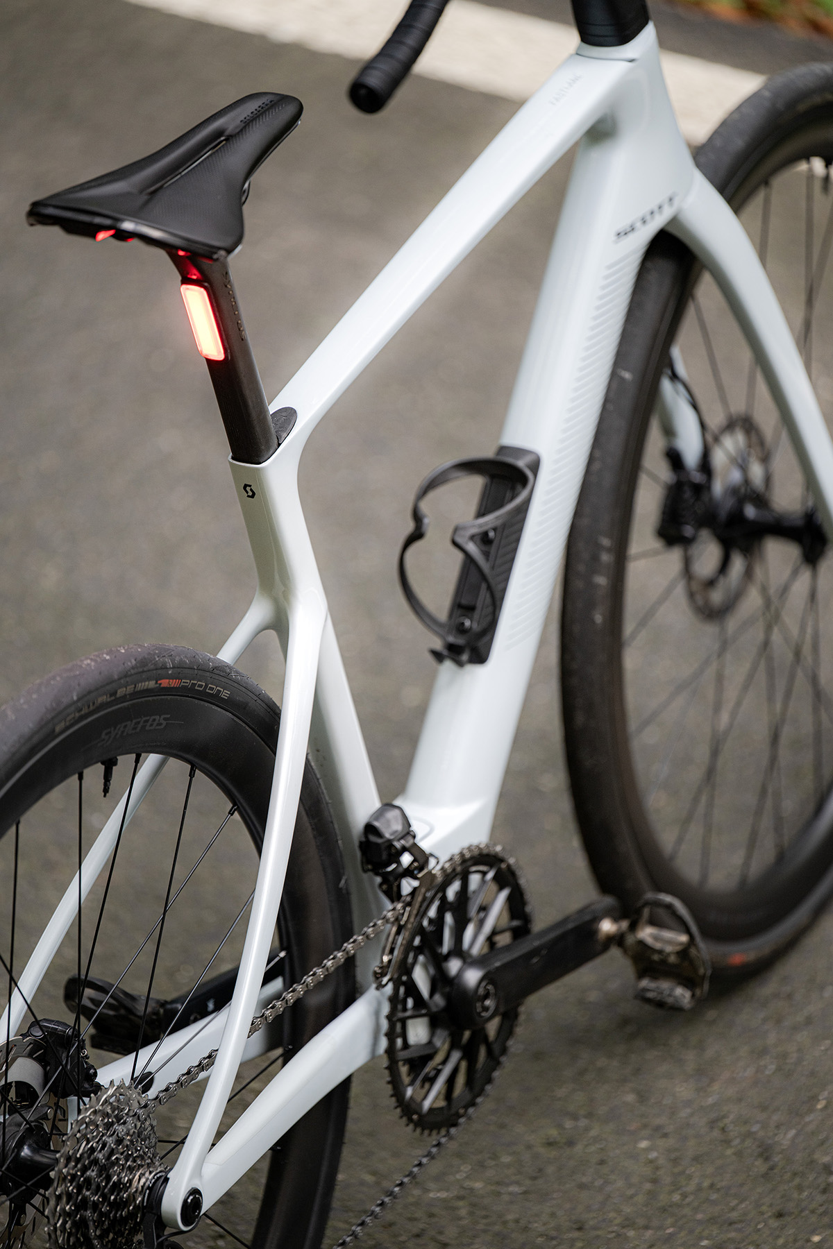 Scott Fastlane - szczegóły