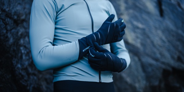 Odzież rowerowa na zmienną pogodę - dodatki poprawiające komfort termiczny